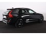 Volvo XC60 T8 Recharge AWD Ultra Black Edition - LONG RANGE - Luchtvering - Panorama/schuifdak - IntelliSafe Assist & Surround - 360º Camera - Adaptieve LED koplampen - Verwarmde voorstoelen & stuur - Parkeersensoren voor & achter - Elektr. bedienb. voorstoelen met geheugen - Draadloze tel. lader - Extra getint glas - 21' LMV