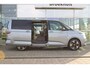 Volkswagen Multivan Bulli eHybrid lang 4MOTION 245 pk | Panoramadak | 19" Velgen | Vis à Vis | Trekhaak | Navi | IQ Travel Assist | Stoelverwarming