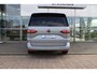 Volkswagen Multivan Bulli eHybrid lang 4MOTION 245 pk | Panoramadak | 19" Velgen | Vis à Vis | Trekhaak | Navi | IQ Travel Assist | Stoelverwarming