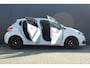 Peugeot 208 1.2 PureTech GT-Line | Incl. 12 maanden garantie | Cruise control | Climate control | Panorama dak | Bluetooth | Navigatie | Achteruitrijcamera | Lichtmetalen velgen | Parkeersensoren | DAB | Sportstoelen