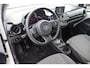 Volkswagen Up! 1.0 move up! BlueMotion Airco, Navigatie, Cruise control