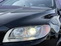 Volvo V70 2.0T R-Edition | Trekhaak | Stoelverwarming | Cruise control | Navigatie | Leder | Regensensor | Parkeersensoren |