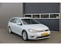 Volkswagen Golf Variant 1.5 TSI 96kw 130pk Highline , Adaptive cruise ,Virtual cockpit,Navi, Trekhaak(afneembaar), Stoelverwarming, Alcantara, 17"Lichtmetalen velgen, DAB+ radio , Carplay , PDC, Camera, etc. Onderhoudshistorie volledig & bekend.