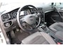 Volkswagen Golf Variant 1.5 TSI 96kw 130pk Highline , Adaptive cruise ,Virtual cockpit,Navi, Trekhaak(afneembaar), Stoelverwarming, Alcantara, 17"Lichtmetalen velgen, DAB+ radio , Carplay , PDC, Camera, etc. Onderhoudshistorie volledig & bekend.