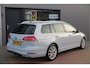 Volkswagen Golf Variant 1.5 TSI 96kw 130pk Highline , Adaptive cruise ,Virtual cockpit,Navi, Trekhaak(afneembaar), Stoelverwarming, Alcantara, 17"Lichtmetalen velgen, DAB+ radio , Carplay , PDC, Camera, etc. Onderhoudshistorie volledig & bekend.