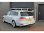 Volkswagen Golf Variant 1.5 TSI 96kw 130pk Highline , Adaptive cruise ,Virtual cockpit,Navi, Trekhaak(afneembaar), Stoelverwarming, Alcantara, 17"Lichtmetalen velgen, DAB+ radio , Carplay , PDC, Camera, etc. Onderhoudshistorie volledig & bekend.