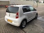 SEAT Mii 1.0 Chill Out 5 Deurs | Airco | Centrale vergendeling | Cruise Controle | Elektrisch bediende ramen voor | Radio/CD en USB | Parkeer sensoren achter | Privacy Glass | Licht metalen velgen met All-wheater banden | NAP Pas | Rijklaar | Garantie |