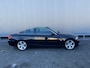 BMW 3-Serie Cabrio 320i High Executive AUTOMAAT, Leer, Navi, Clima, CC, PDC v/a, LM, – Inruil Mogelijk –