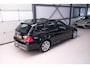 BMW 3-Serie Touring 330xi High Executive | youngtimer | Logic7 | Panorama | Trekhaak | M pakket | Leder |