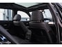 BMW 3-Serie Touring 330xi High Executive | youngtimer | Logic7 | Panorama | Trekhaak | M pakket | Leder |