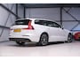 Volvo V60 2.0 B3 Inscription | Trekhaak | Camera | Stuur + stoel verwarming | NL auto NAP | 1e eigenaar | Adaptive Cruise |