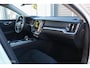 Volvo V60 2.0 B3 Inscription | Trekhaak | Camera | Stuur + stoel verwarming | NL auto NAP | 1e eigenaar | Adaptive Cruise |