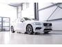 Volvo V60 2.0 B3 Inscription | Trekhaak | Camera | Stuur + stoel verwarming | NL auto NAP | 1e eigenaar | Adaptive Cruise |