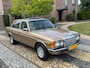 Mercedes-Benz Pullman W123 200 Automaat Schuifdak