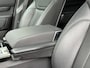 Land Rover Discovery 3.0 Td6 HSE Luxury 7p. | Matrix LED/Pano-Dak/Leder/Luchtvering/Keyless