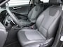 Kia Niro EV DynamicLine 64.8 kWh | 17" LM | Airco | Cruise | Camera | Navi | PDC |