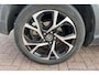 Toyota C-HR 1.8 Hybrid Bi-Tone Plus