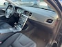Volvo V60 2.0T 203PK Momentum adaptieve cruise/BLis/Xenon