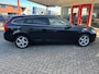 Volvo V60 2.0T 203PK Momentum adaptieve cruise/BLis/Xenon