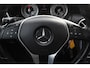 Mercedes-Benz A-klasse 200 Ambition AMG / Panoramadak / Camera / Leder / 18'' / Stoelverwarming / Cruise Control