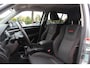 Suzuki Swift 1.6 Sport / Sportstoelen / Xenon / Stoelverwarming / Radio / 17'' / Cruise Control / Getint glas