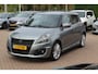 Suzuki Swift 1.6 Sport / Sportstoelen / Xenon / Stoelverwarming / Radio / 17'' / Cruise Control / Getint glas