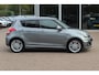 Suzuki Swift 1.6 Sport / Sportstoelen / Xenon / Stoelverwarming / Radio / 17'' / Cruise Control / Getint glas