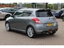 Suzuki Swift 1.6 Sport / Sportstoelen / Xenon / Stoelverwarming / Radio / 17'' / Cruise Control / Getint glas