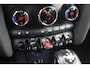 MINI Cooper Mini 1.5 Chili Business / Panoramadak / Camera / Head-up / Leder / 17'' / Navigatie / Stoelverwarming / Cruise Control