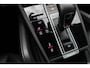 Porsche Cayenne Coupé 3.0 E-Hybrid / Trekhaak / Panoramadak / Camera / 22'' / CarPlay / Sportdesign+Chrono / Luchtvering / Bose / Dodehoek / Stoelverwarming / DAB / ACC