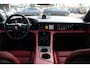 Porsche Taycan Cross Turismo 4 93 kWh / Panoramadak / 360Camera / Passenger Display / Sportdesign + Chrono / 21'' / Bose / Luchtvering / Keyless / Stuur+Stoelverwarming / Dodehoek / DAB / ACC