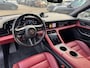 Porsche Taycan Cross Turismo 4 93 kWh / Panoramadak / 360Camera / Passenger Display / Sportdesign + Chrono / 21'' / Bose / Luchtvering / Keyless / Stuur+Stoelverwarming / Dodehoek / DAB / ACC