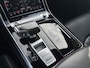 Audi Q8 55 TFSI quattro Pro Line S / Trekhaak / Panoramadak / 360Camera / Head-up / Luxe Leder / Carbon / 22'' / RS Seats / Keyless / Sfeerverlichting / Matrix LED / Stoelventilatie / Stuur+Stoelverwarming / DAB / ACC / Stoelm