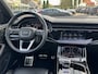 Audi Q8 55 TFSI quattro Pro Line S / Trekhaak / Panoramadak / 360Camera / Head-up / Luxe Leder / Carbon / 22'' / RS Seats / Keyless / Sfeerverlichting / Matrix LED / Stoelventilatie / Stuur+Stoelverwarming / DAB / ACC / Stoelm