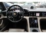 Porsche Taycan Performance 84 kWh / 360Camera / Passenger Display / Sportchrono / Luchtvering / 21'' / Stoelverwarming / Bose / Dodehoek / DAB / Cruise Control