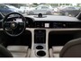 Porsche Taycan Performance 84 kWh / 360Camera / Passenger Display / Sportchrono / Luchtvering / 21'' / Stoelverwarming / Bose / Dodehoek / DAB / Cruise Control