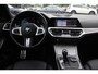 BMW 3-Serie 320e Business Ed. M Sport / Camera / Leder / Harman Kardon / 19'' / CarPlay / DAB / Cruise Control