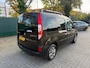 Renault Kangoo 1.6-16V Rolstoelauto 3+1 - Luxe uitvoering - Rolstoelvervoer - Nieuw Model !