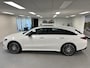 Mercedes-Benz CLA Shooting Brake 200 AMG Line Panorama Led Camera Keyless go Widescreen