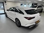 Mercedes-Benz CLA Shooting Brake 200 AMG Line Panorama Led Camera Keyless go Widescreen
