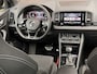 Skoda Karoq 1.5 TSI ACT Sportline Business Panodak / Trekhaak / Navi / LED / Stoel en Stuur verwarming