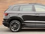Skoda Karoq 1.5 TSI ACT Sportline Business Panodak / Trekhaak / Navi / LED / Stoel en Stuur verwarming
