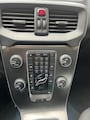 Volvo V40 Volvo V40 1.6 T2 120PK Onderhoudshistorie/PDC/Bluetooth/Navi