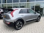 Kia Niro EV DynamicPlusLine 64.8 kWh | Cruise control | Parkeer sensoren | Achteruitrij camera | Stoel/Stuurverwarming | Keyless | Lane assist | Panoramisch dak | Head-up display |