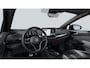 Volkswagen ID.4 Pro Limited Edition Inclusief €2000,- inruilvoordeel | 'App-Connect' draadloze smartphone integratie | Achterbank in ongelijke delen neerklapbaar incl. middenarmsteun en doorlaadmogelijkheid | Afstandscontrolesysteem (Front Assist), met voetgangers- en fietsersherkenning