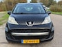 Peugeot 107 1.0-12V XR 3-Drs Stuurbekrachtiging Airco Electric pakket Audio/CD ABS Getint glas Colorpakket Apk 10/06/2026