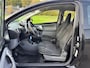 Peugeot 107 1.0-12V XR 3-Drs Stuurbekrachtiging Airco Electric pakket Audio/CD ABS Getint glas Colorpakket Apk 10/06/2026
