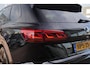 Volkswagen Touareg 3.0 TSi 4MOTION RLine | Automaat | Navigatie | Camera | Vol opties | Dealerauto | Full Black | Inruil mogelijk