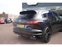 Volkswagen Touareg 3.0 TSi 4MOTION RLine | Automaat | Navigatie | Camera | Vol opties | Dealerauto | Full Black | Inruil mogelijk