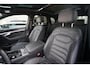 Volkswagen Touareg 3.0 TSi 4MOTION RLine | Automaat | Navigatie | Camera | Vol opties | Dealerauto | Full Black | Inruil mogelijk
